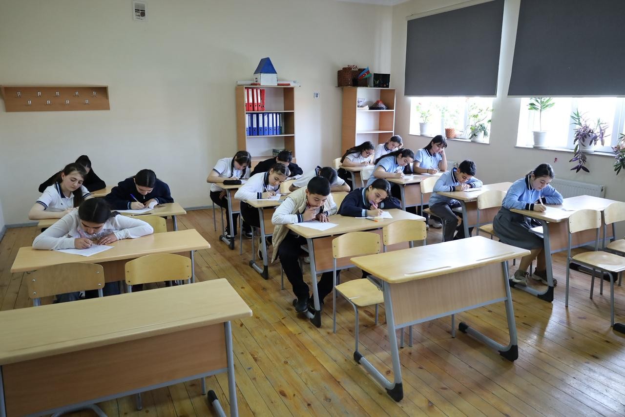 Tarixi qələbəmiz şagirdlərin qələmində - FOTOLAR