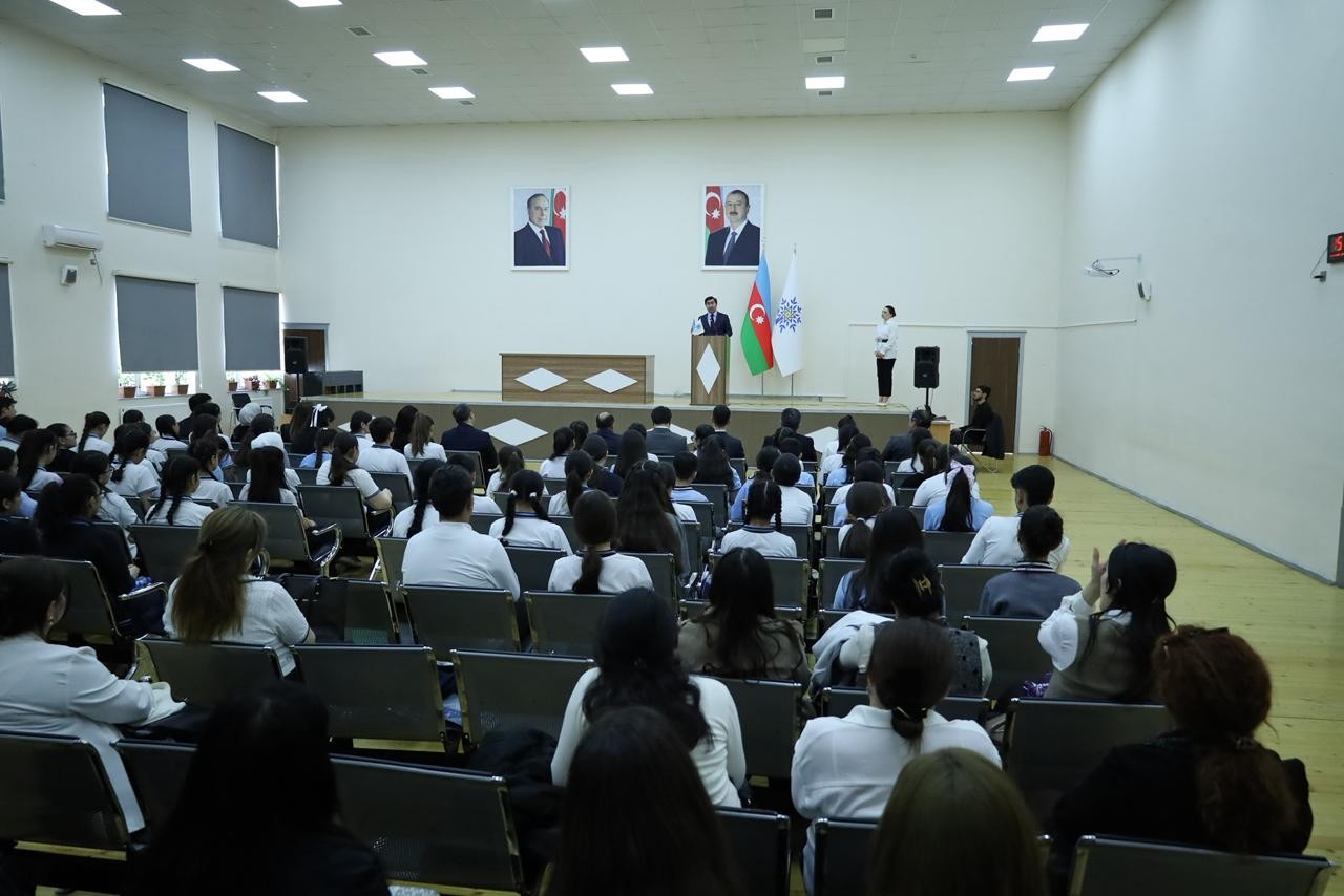 Tarixi qələbəmiz şagirdlərin qələmində - FOTOLAR