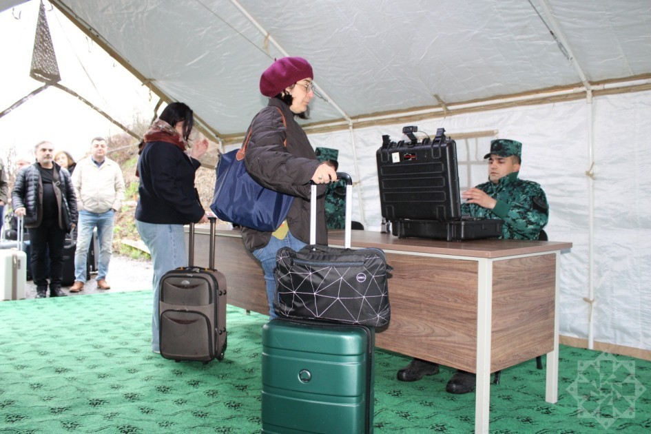 Ermənistanın vətəndaş cəmiyyətinin nümayəndələri Azərbaycanda - FOTOLAR