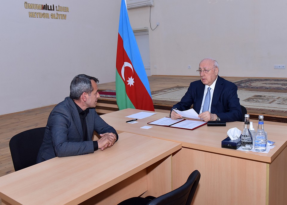 Zakir Fərəcov növbəti səyyar qəbul keçirdi - FOTOLAR