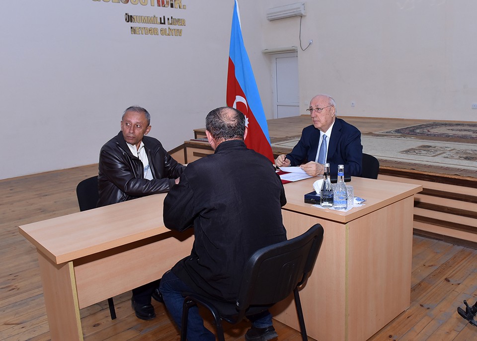 Zakir Fərəcov növbəti səyyar qəbul keçirdi - FOTOLAR
