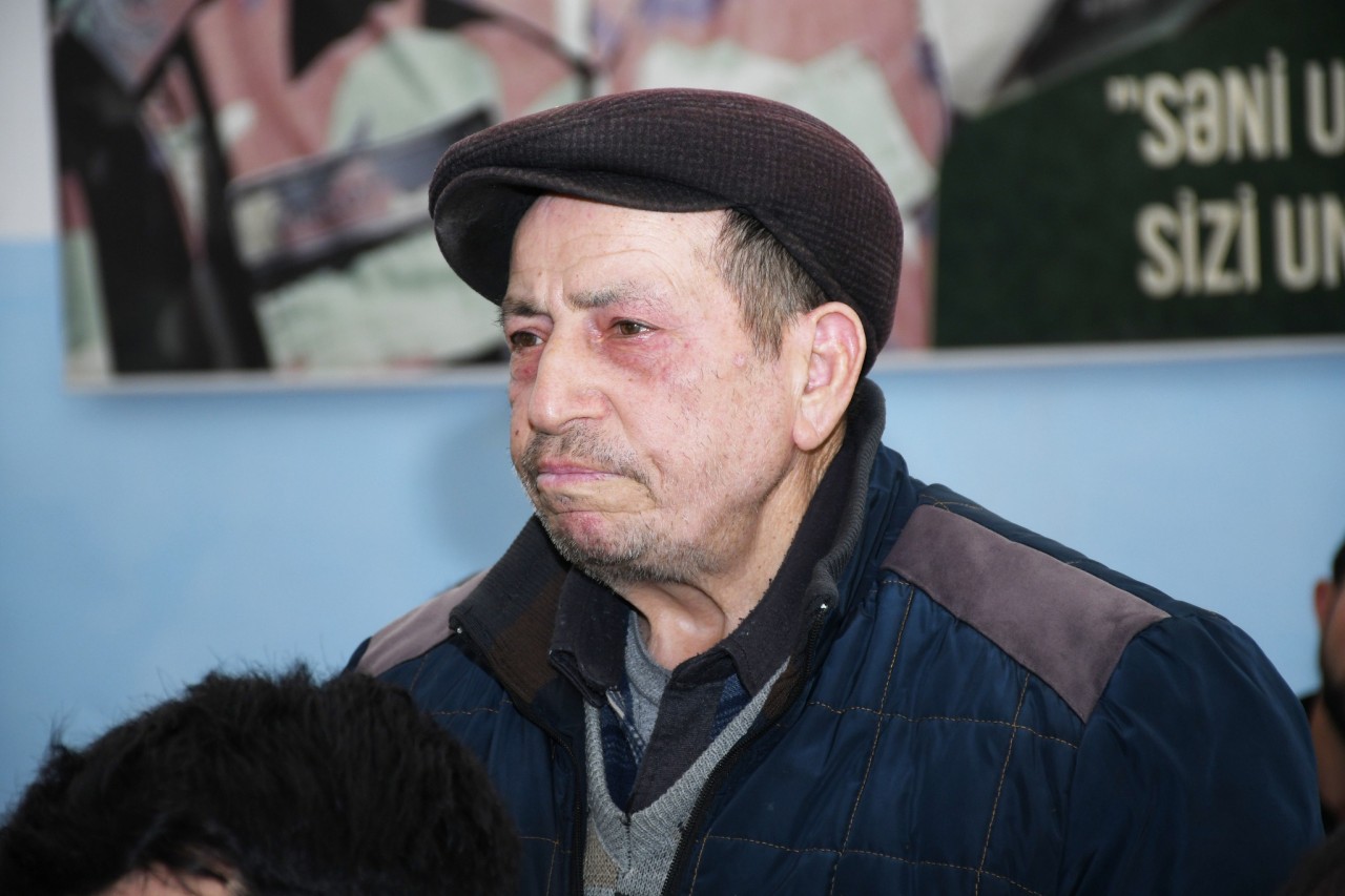 Vaqif Həsənov Bənövşələr qəsəbəsində səyyar qəbul keçirdi - FOTOLAR