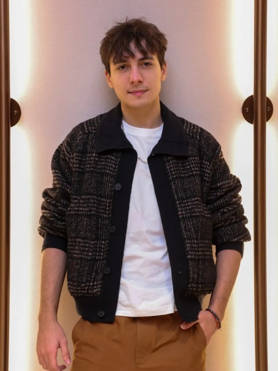 "Öyle bir geçer zaman ki"nin aktyoru yeni serialda - FOTO