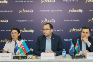  Məcnun Məmmədov “Yüksəliş” müsabiqəsinin qalibləri ilə görüşdü - FOTO