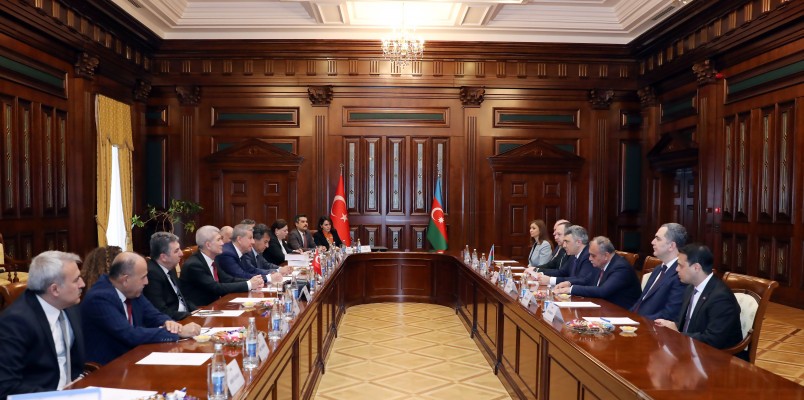 İnam Kərimov Türkiyə Ali Məhkəməsinin nümayəndə heyəti ilə görüşdü - FOTOLAR