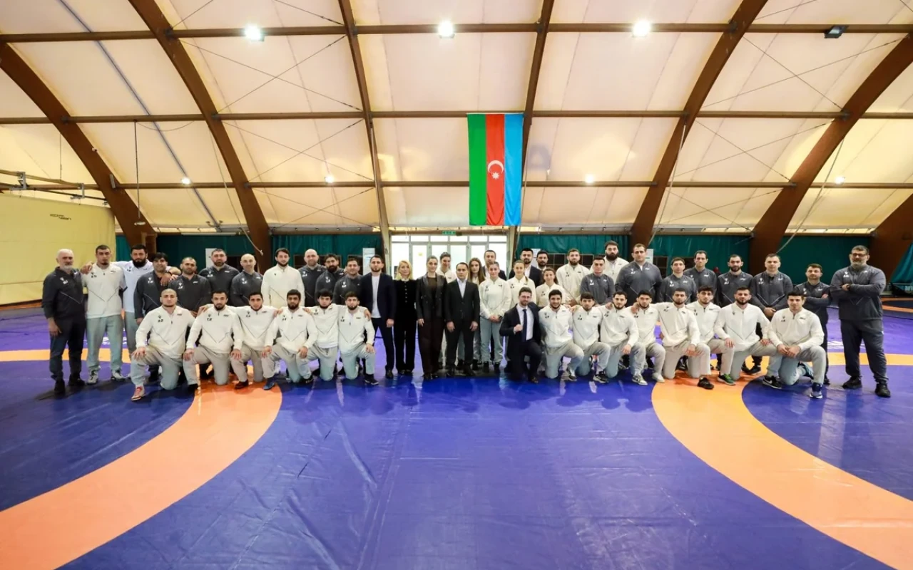 Güləşçilərimizin Avropa çempionatı üçün heyətiaçıqlandı