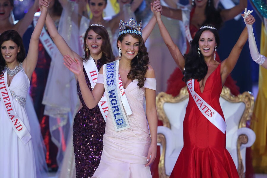 Gözəlliyin tarix yazdığı gün... - FOTOLAR