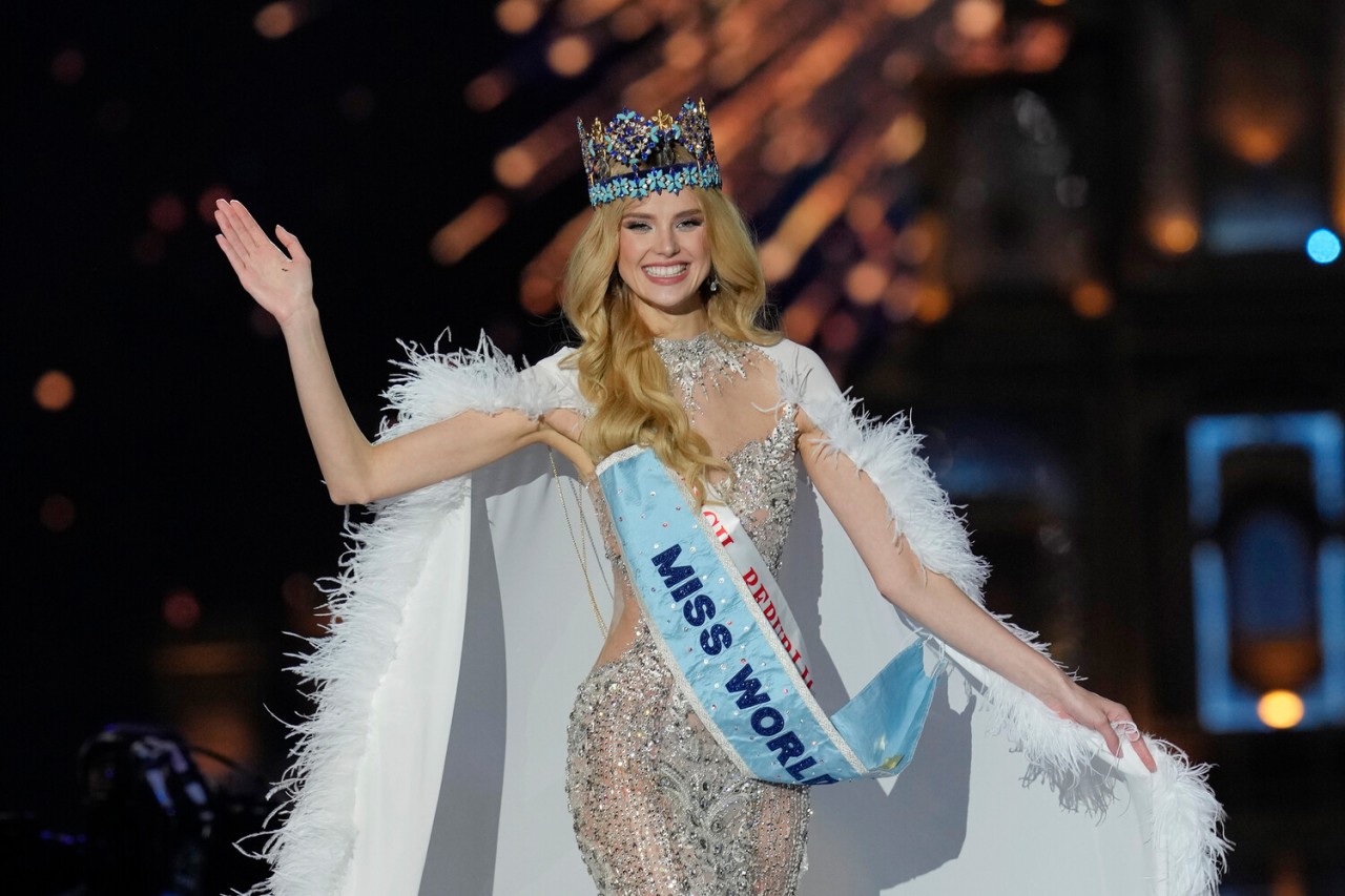 Gözəlliyin tarix yazdığı gün... - FOTOLAR