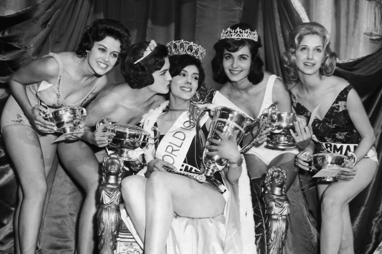 Gözəlliyin tarix yazdığı gün... - FOTOLAR