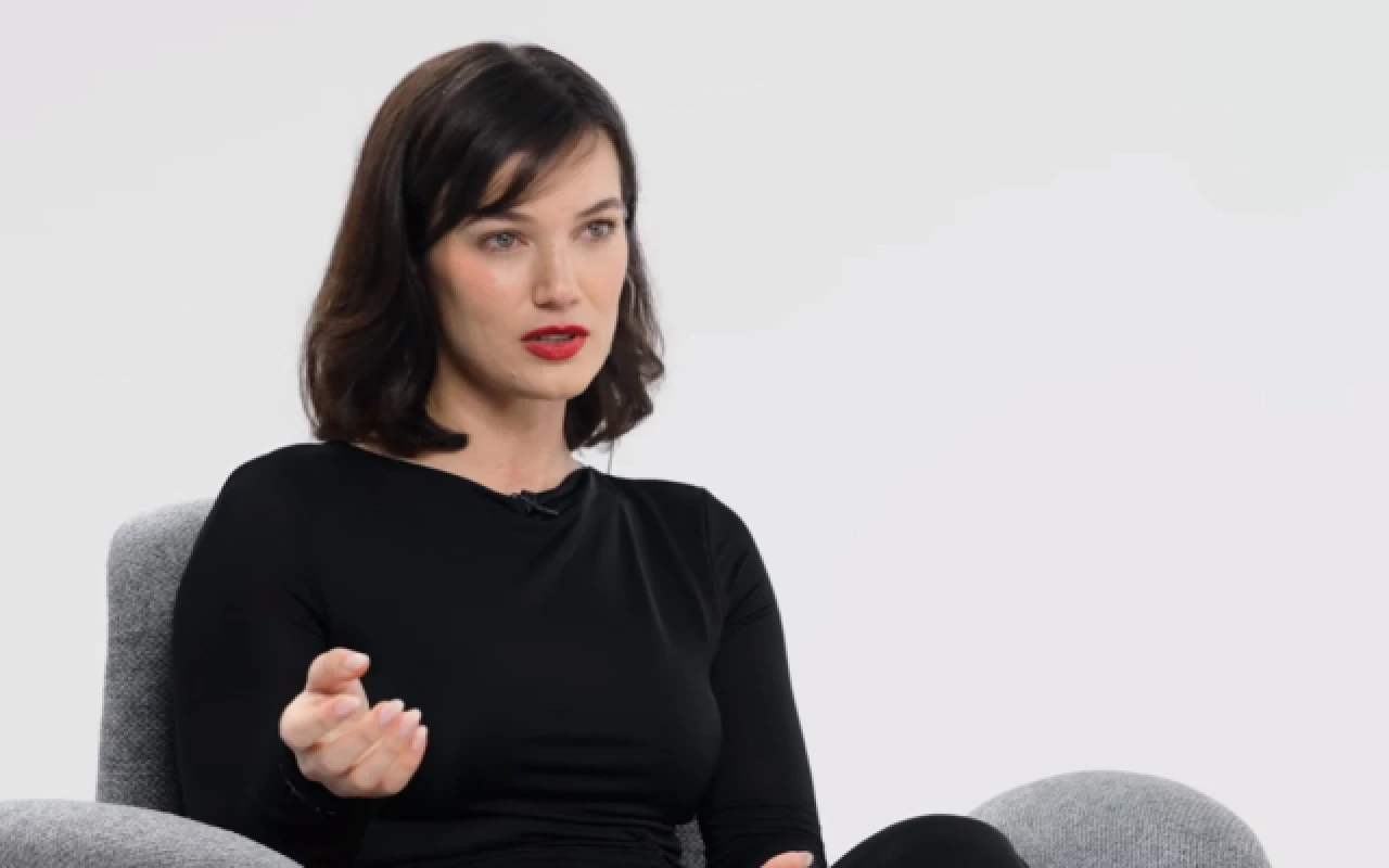 "Sevilmək istəyirəm deyib ağladığım gün ərimlə tanış oldum" -Pınar (FOTO)