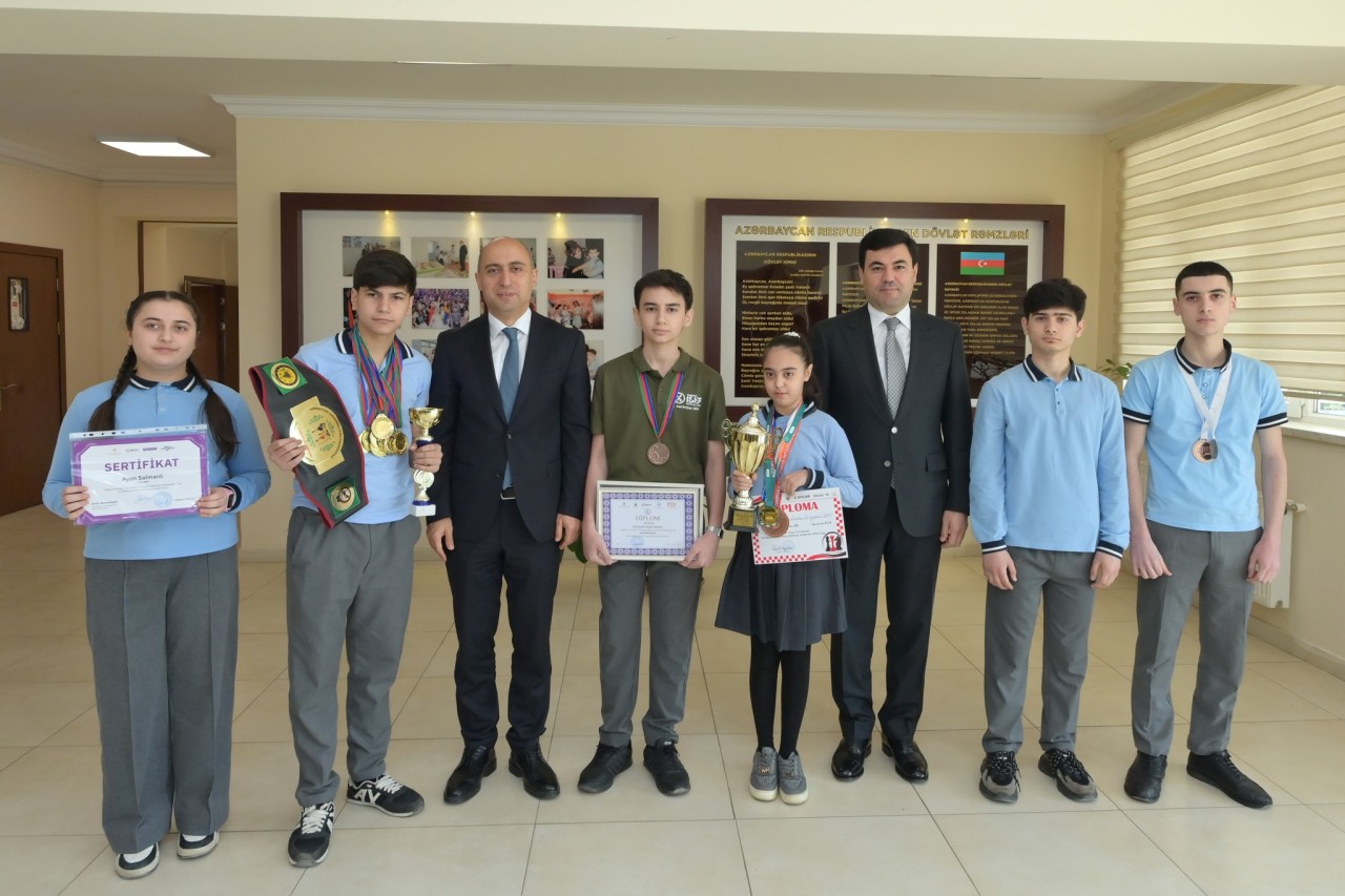 Emin Əmrullayev Xaçmazda tədris prosesi ilə tanış oldu - FOTOLAR