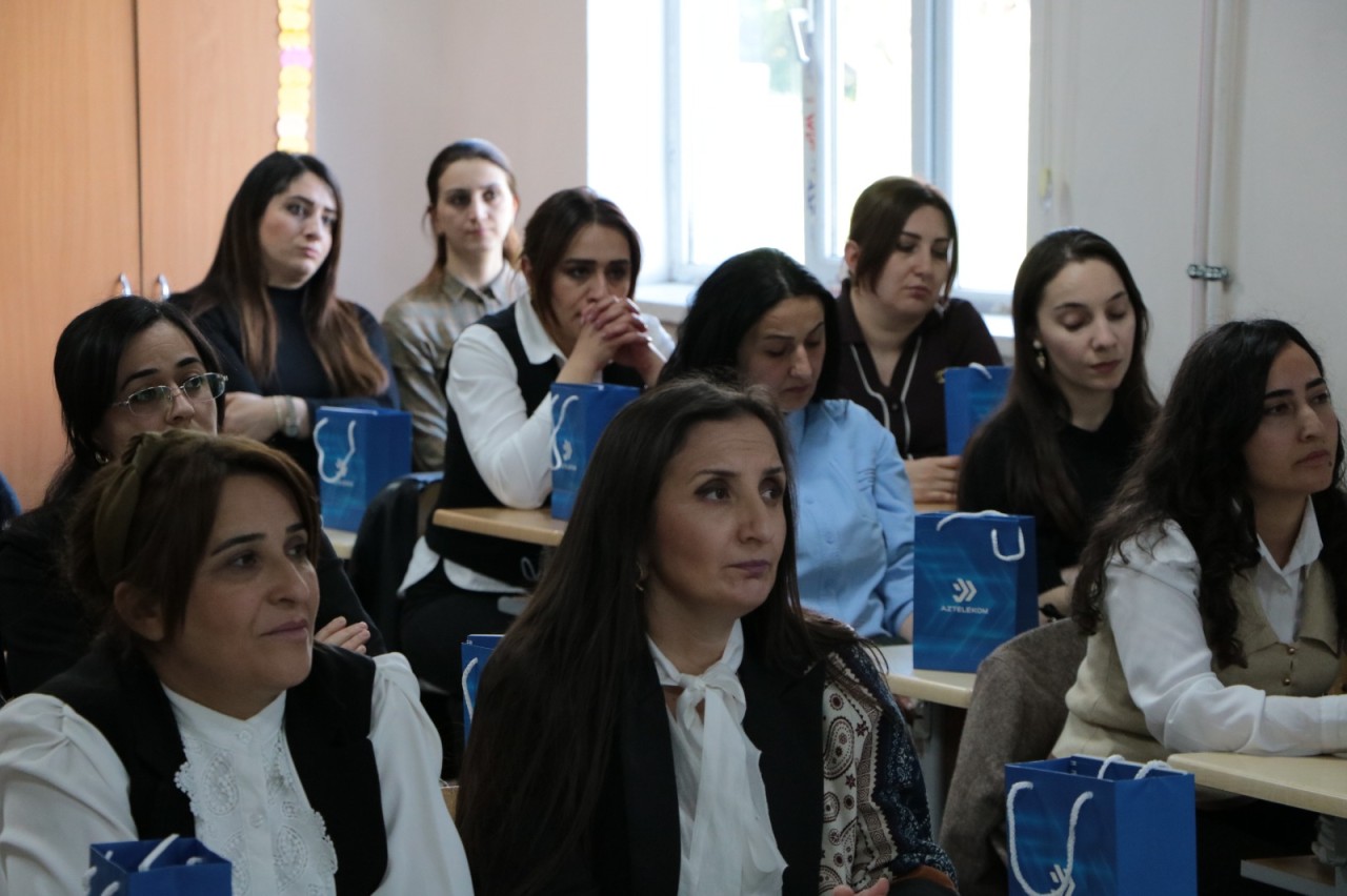 Balakəndə təhlükəsiz internet təlimləri keçirilib - FOTOLAR