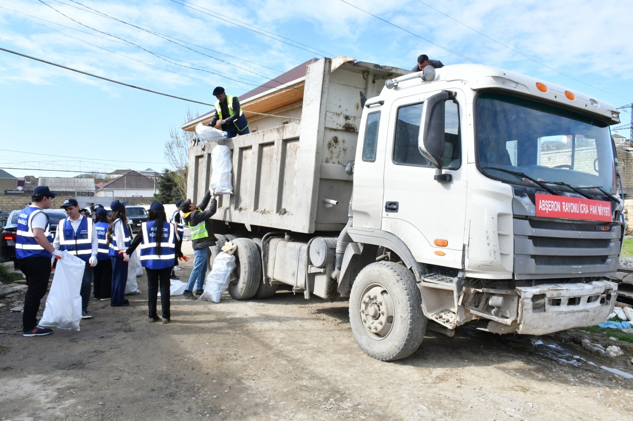 Abşeronda yağışın fəsadları aradan qaldırılır - FOTOLAR