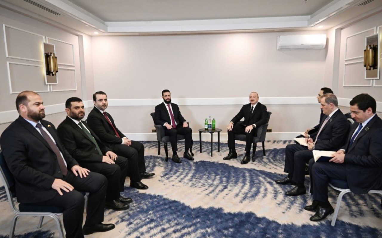 İlham Əliyev Əhməd Əl Şaraanı Azərbaycana dəvət etdi- FOTO (YENİLƏNİB)