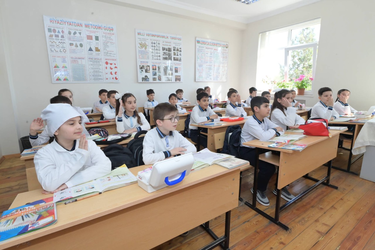 Emin Əmrullayev Qusarda məktəbdə tədris prosesi ilə tanış oldu - FOTOLAR