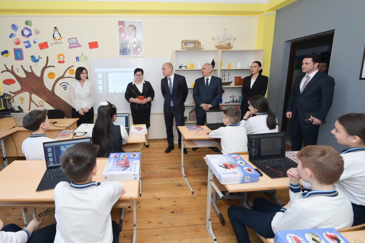 Emin Əmrullayev Qusarda məktəbdə tədris prosesi ilə tanış oldu - FOTOLAR