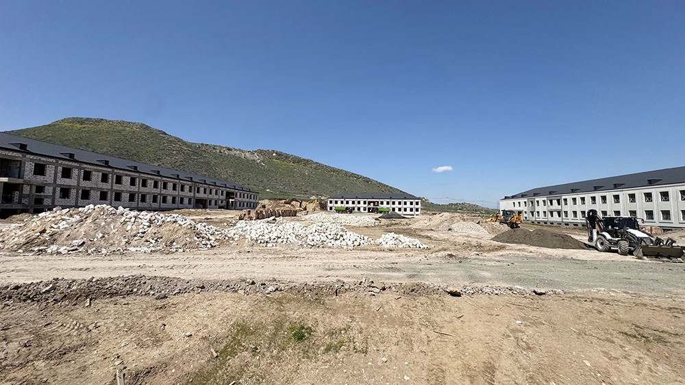 Azad olunmuş ərazilərdə yeni hərbi infrastruktur obyektləri yaradılır - FOTOLAR