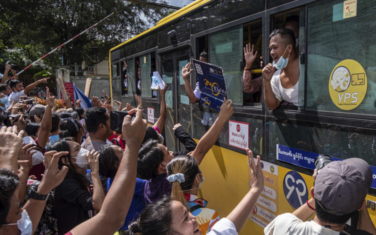 Bu ölkədə kütləvi əfv elan edildi