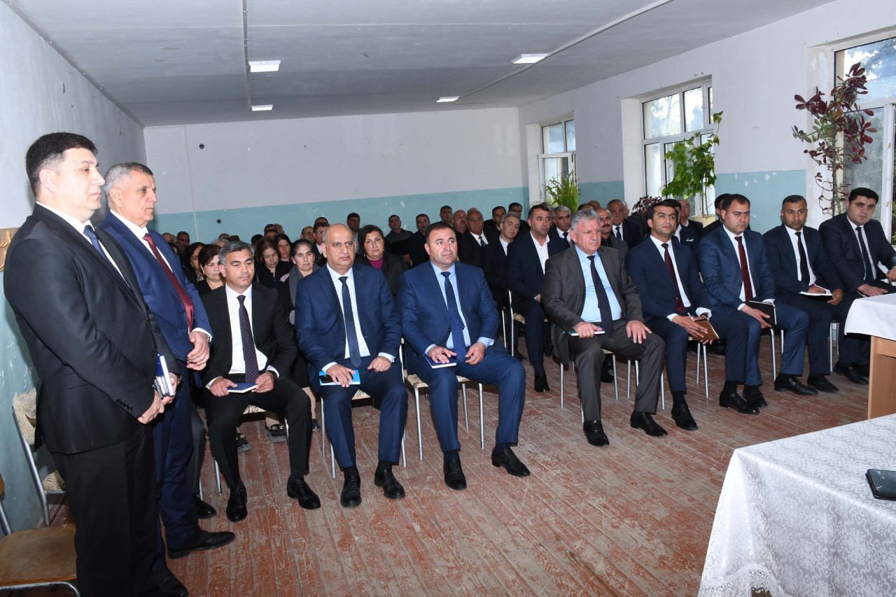 Vaqif Həsənov Paşabəyli kəndində səyyar qəbul keçirdi - FOTOLAR