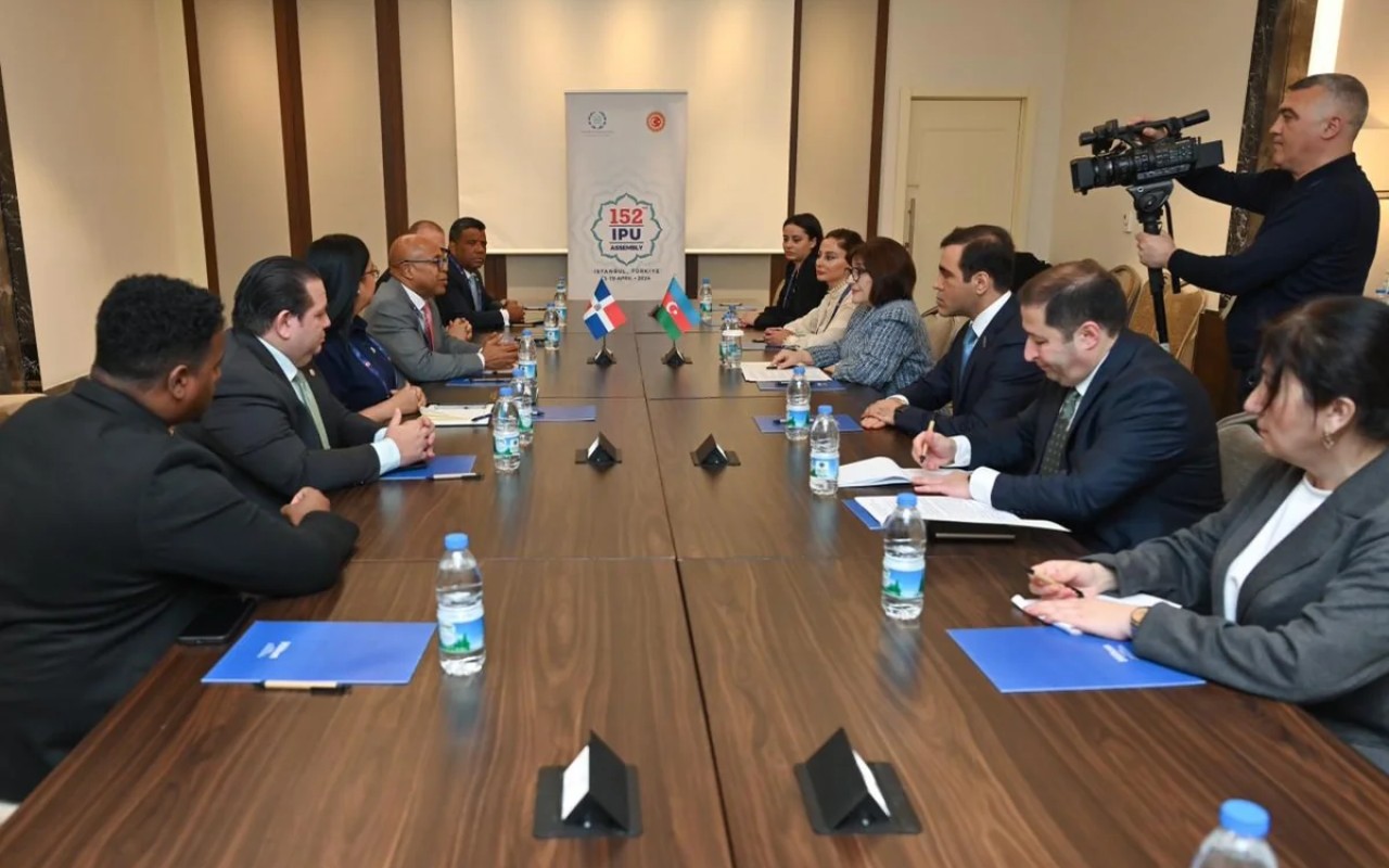 Sahibə Qafarova Belçika Senatının sədri iləgörüşdü