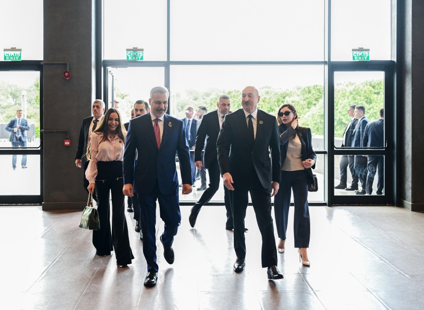 Prezident və xanımı Antalyada Forumun açılışında iştirak etdilər - YENİLƏNİB (FOTOLAR)