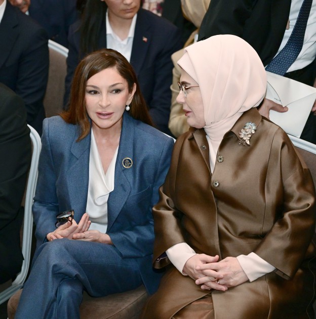 Prezident və xanımı Antalyada Forumun açılışında iştirak etdilər - YENİLƏNİB (FOTOLAR)