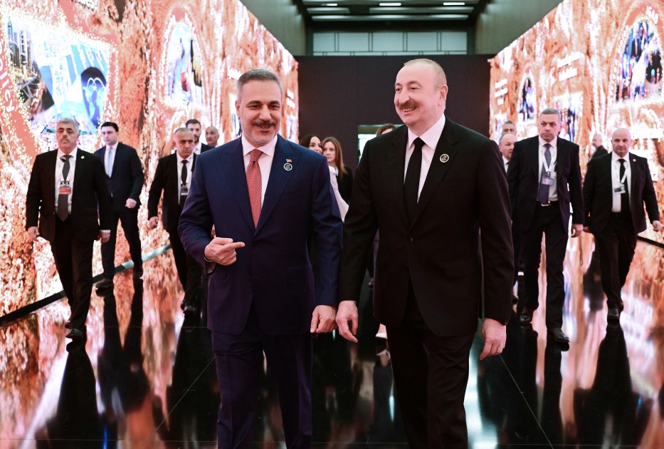 Prezident və xanımı Antalyada Forumun açılışında iştirak etdilər - YENİLƏNİB (FOTOLAR)