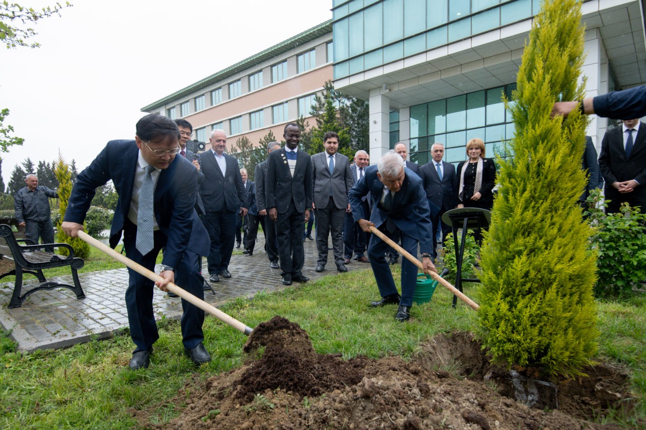 BMU-da Çin universiteti ilə birgə fakültə açıldı - FOTOLAR