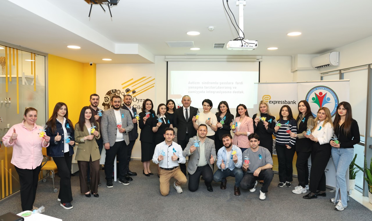"Expressbank" əməkdaşları üçün maarifləndirici seminar keçirdi - FOTOLAR
