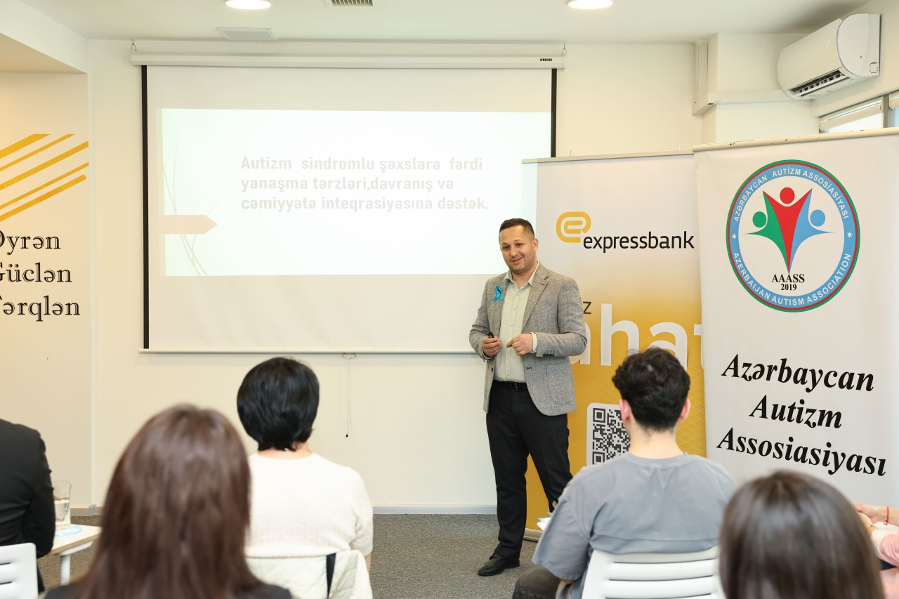 "Expressbank" əməkdaşları üçün maarifləndirici seminar keçirdi - FOTOLAR