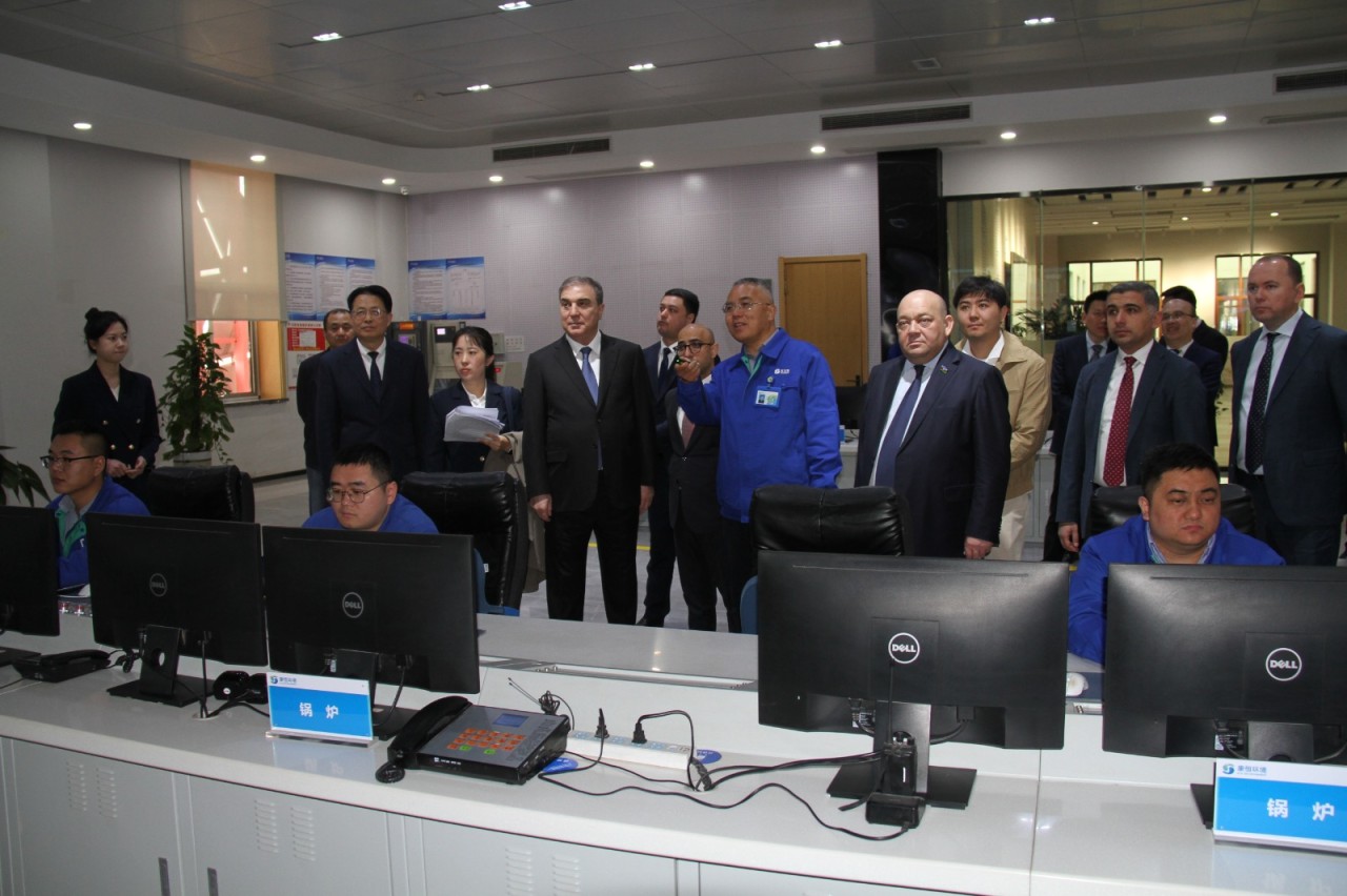 Niyazi Bayramov Çindaoda səfərdədir - FOTOLAR