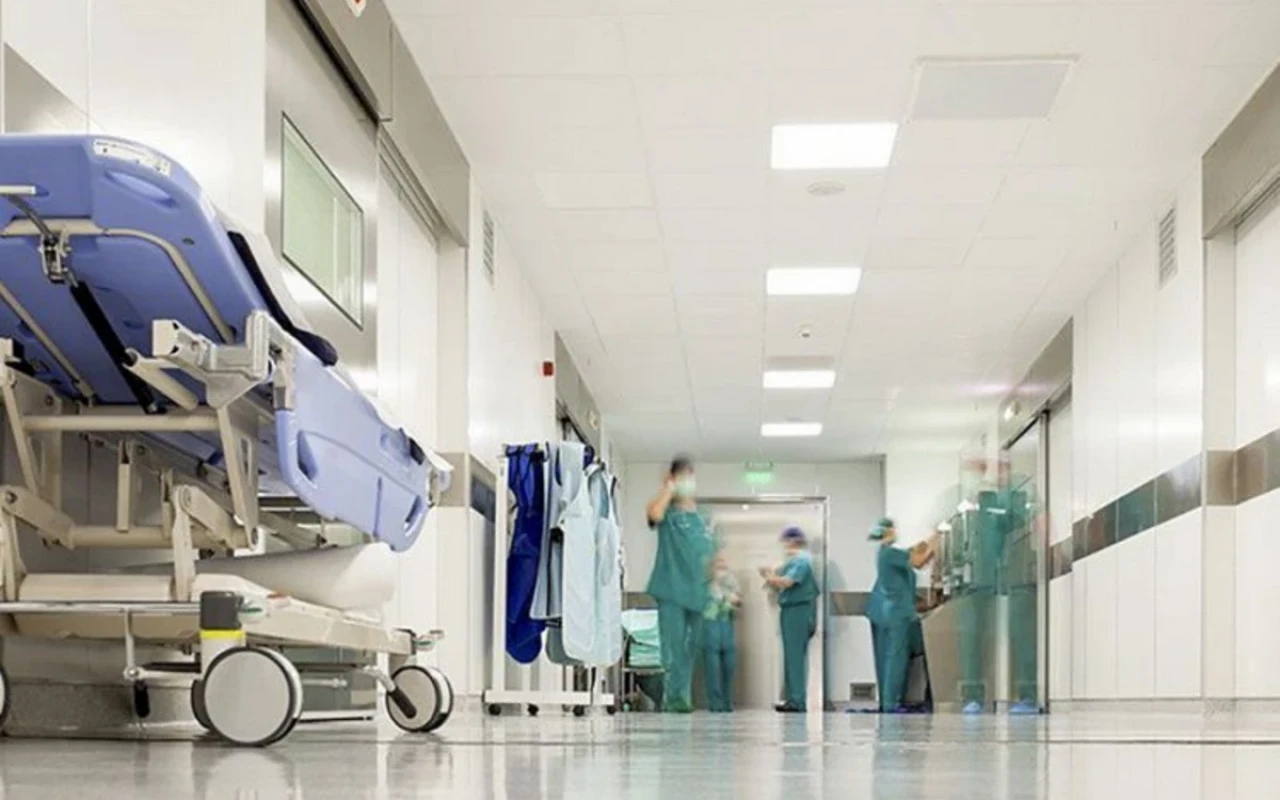 Metrodakı hadisəyə görə 2 nəfər xəstəxanaya yerləşdirildi- 9 nəfər isə...