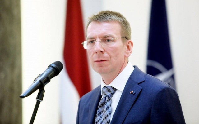 Latviya Prezidenti Azərbaycana gəldi