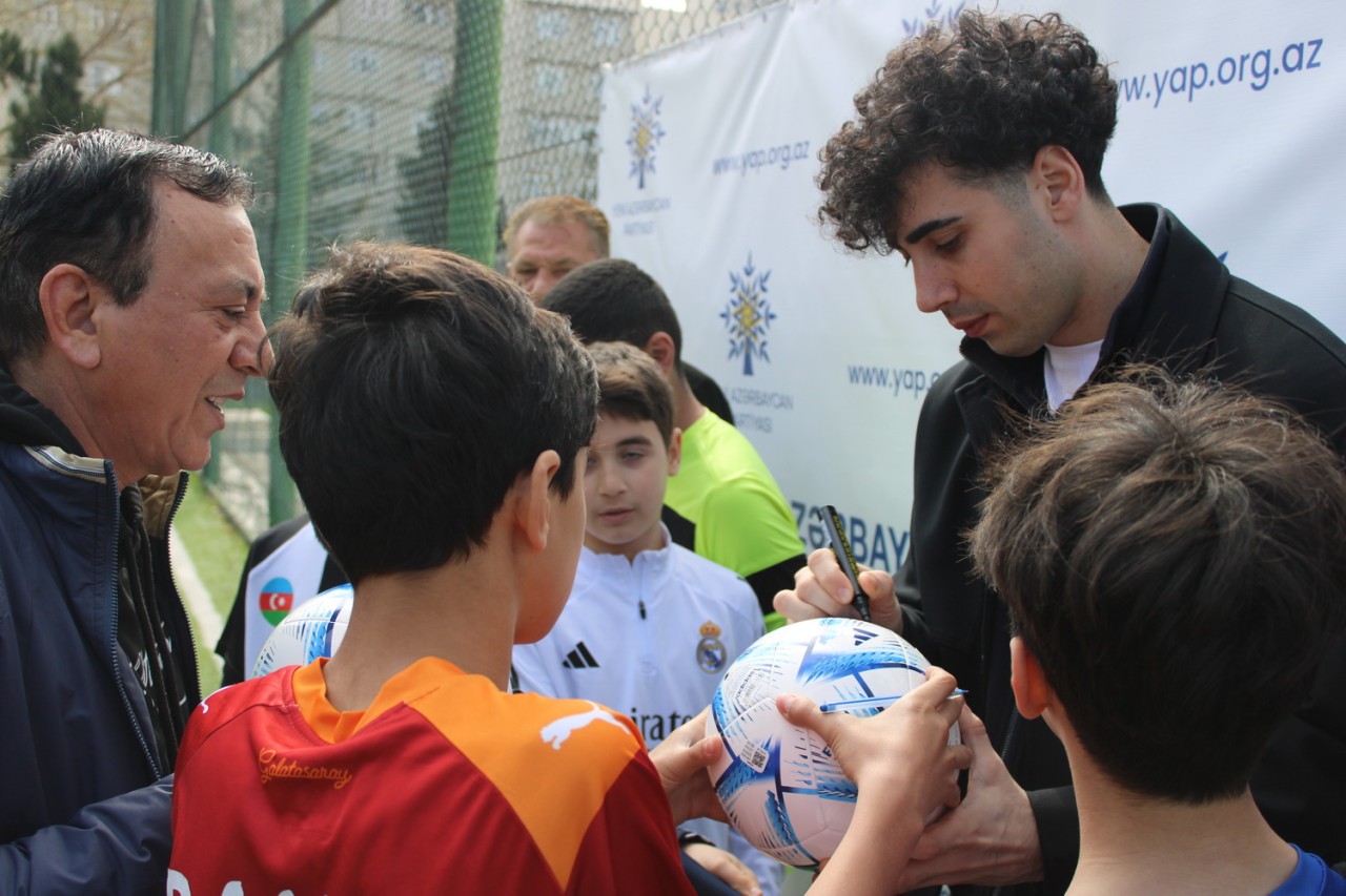 Nizamidə Ulu Öndərin xatirəsinə həsr edilmiş futbol turniri keçirilib - FOTOLAR