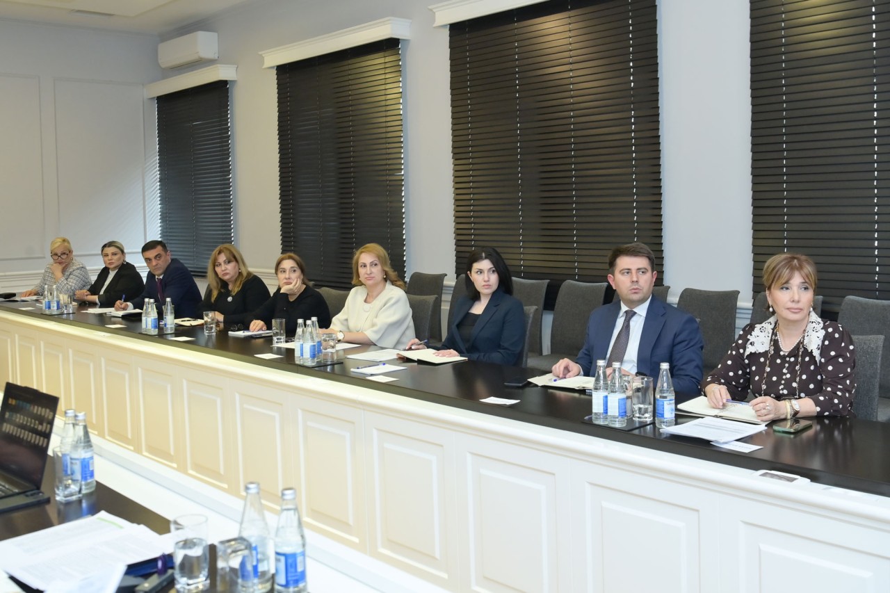 Elm və təhsil naziri internat məktəblərinin direktorları ilə görüşdü - FOTOLAR