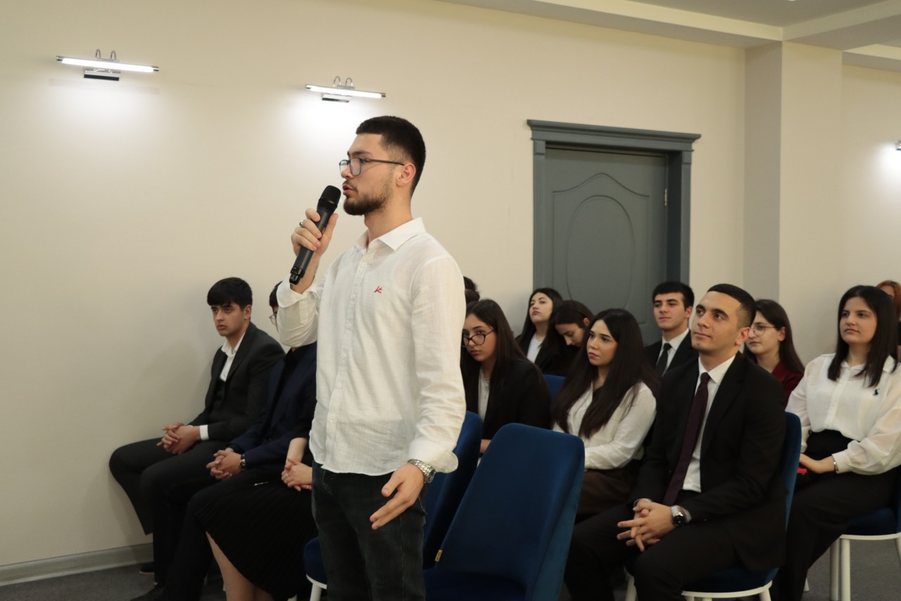 Şair Baba Vəziroğlu ilə görüş təşkil olundu - FOTOLAR