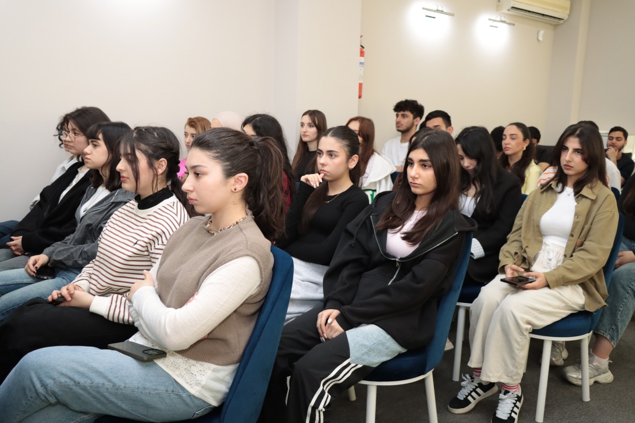 Şair Baba Vəziroğlu ilə görüş təşkil olundu - FOTOLAR