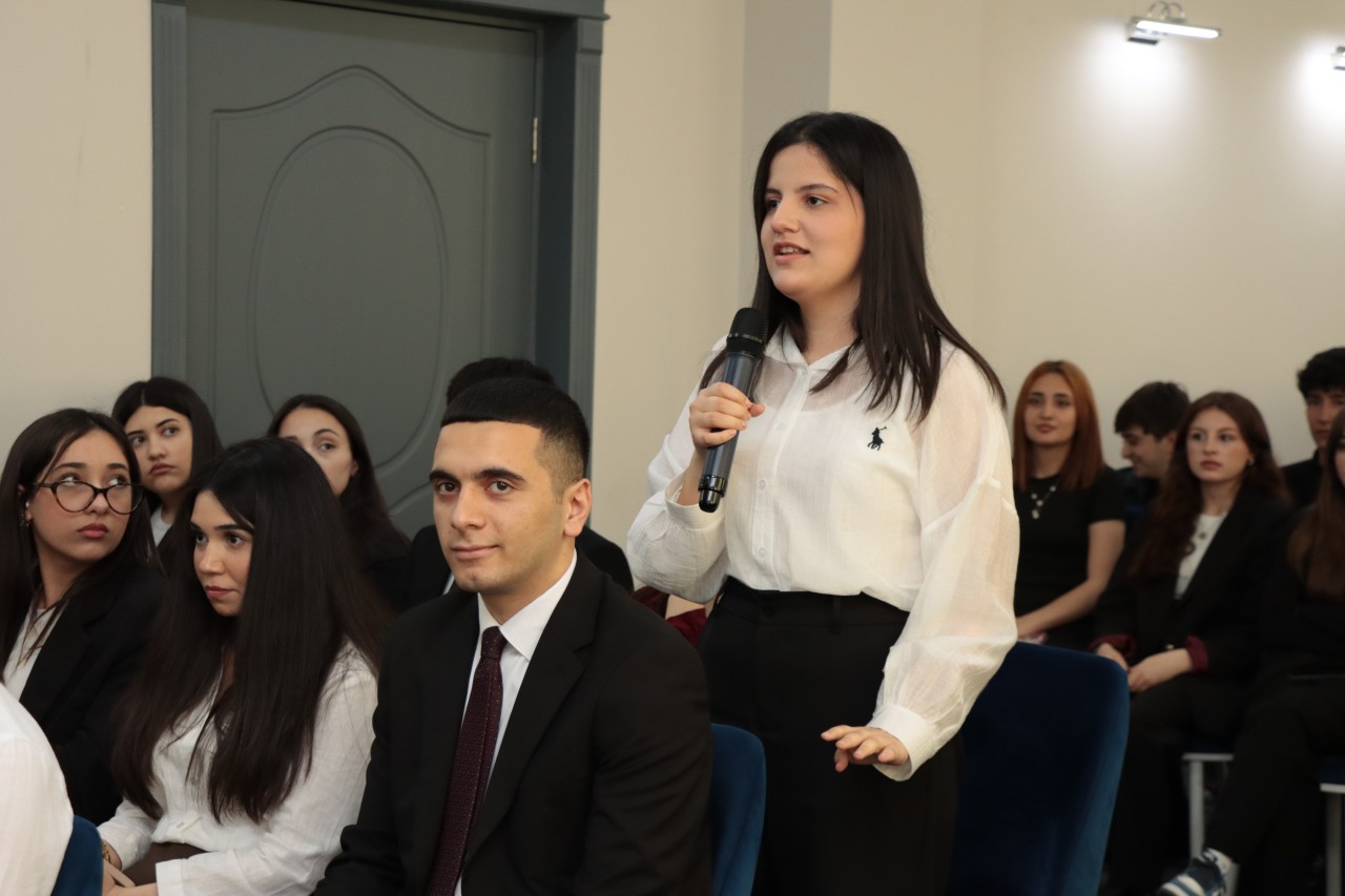 Şair Baba Vəziroğlu ilə görüş təşkil olundu - FOTOLAR