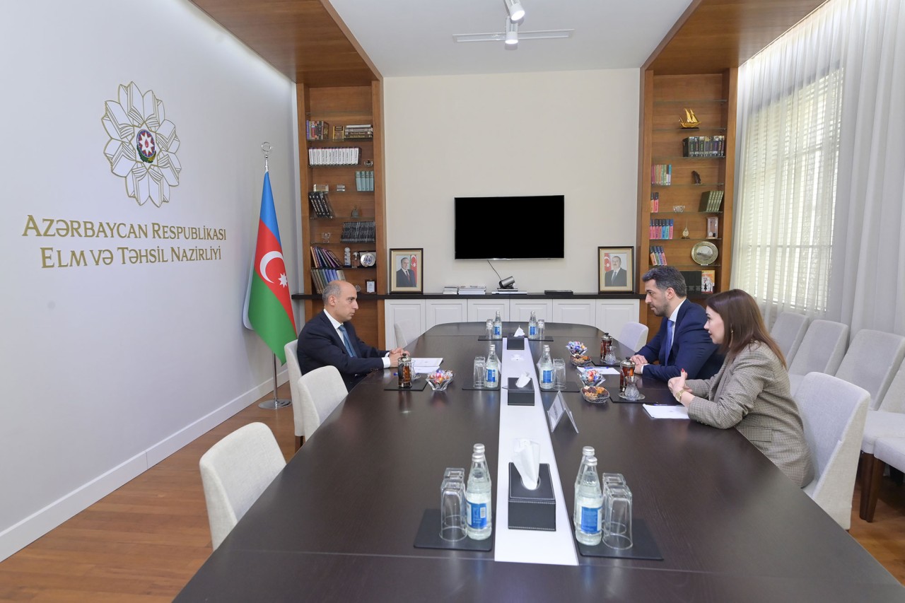 Elm və təhsil naziri “Yüksəliş” müsabiqəsinin qalibləri ilə görüşdü - FOTOLAR