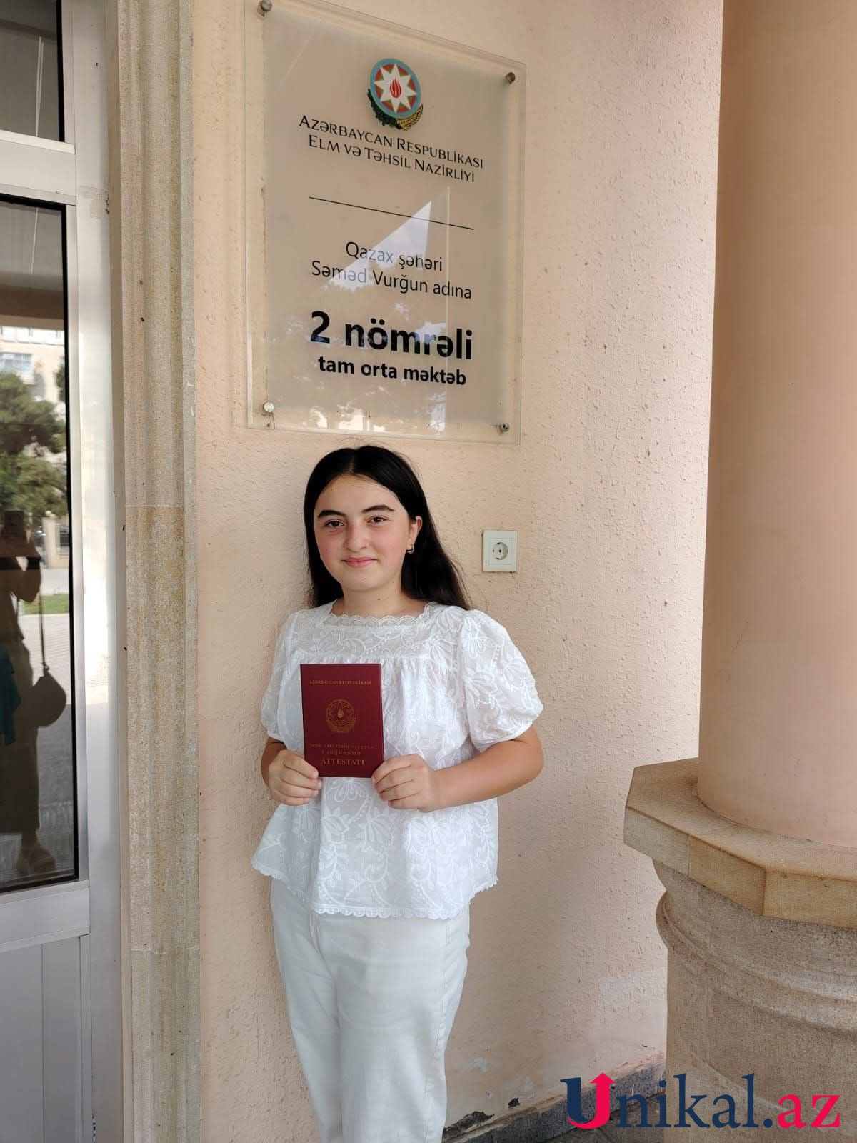 Qazi qızı yüksək bal topladı - FOTO