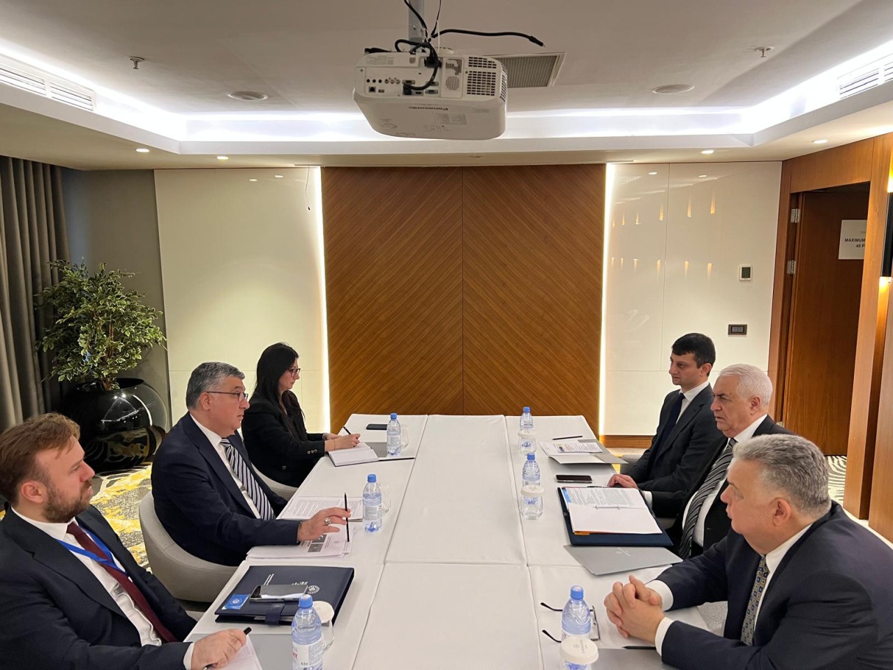 Cavid Qurbanov Bişkekdə Beynəlxalq Nəqliyyat Forumunda iştirak etdi - FOTOLAR