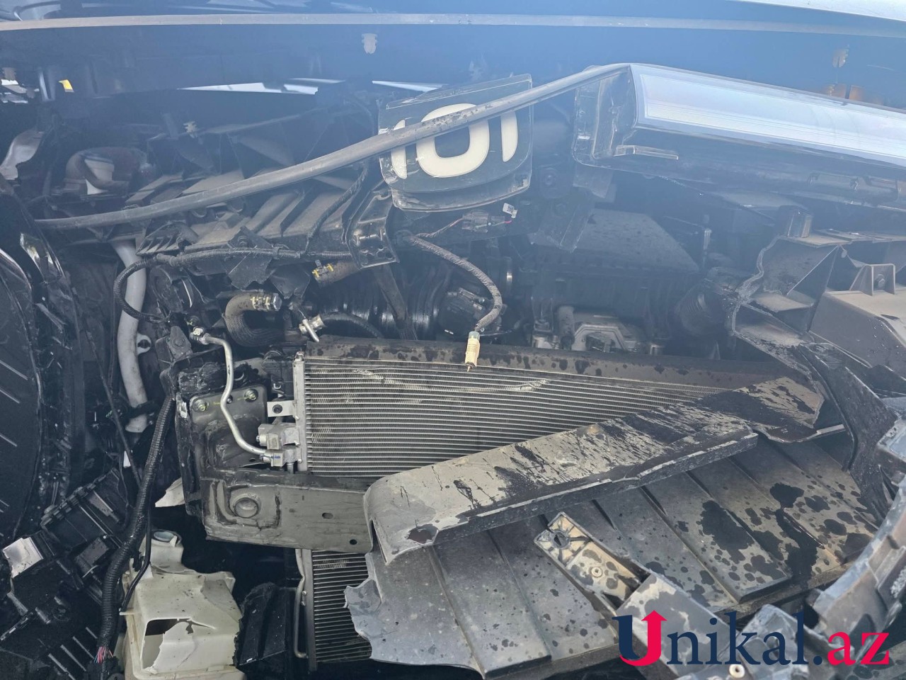 Yazıçılar Birliyinin mətbuat katibi qəzaya düşdü - FOTO