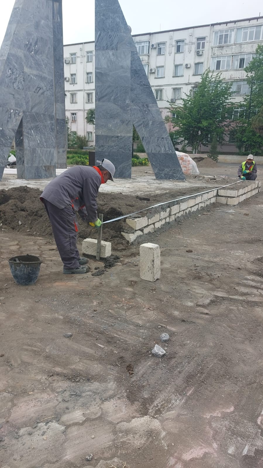 Taleh Qaraşov Lənkəranda bərpa-yenidənqurma işləri ilə yerində tanış olub - FOTOLAR