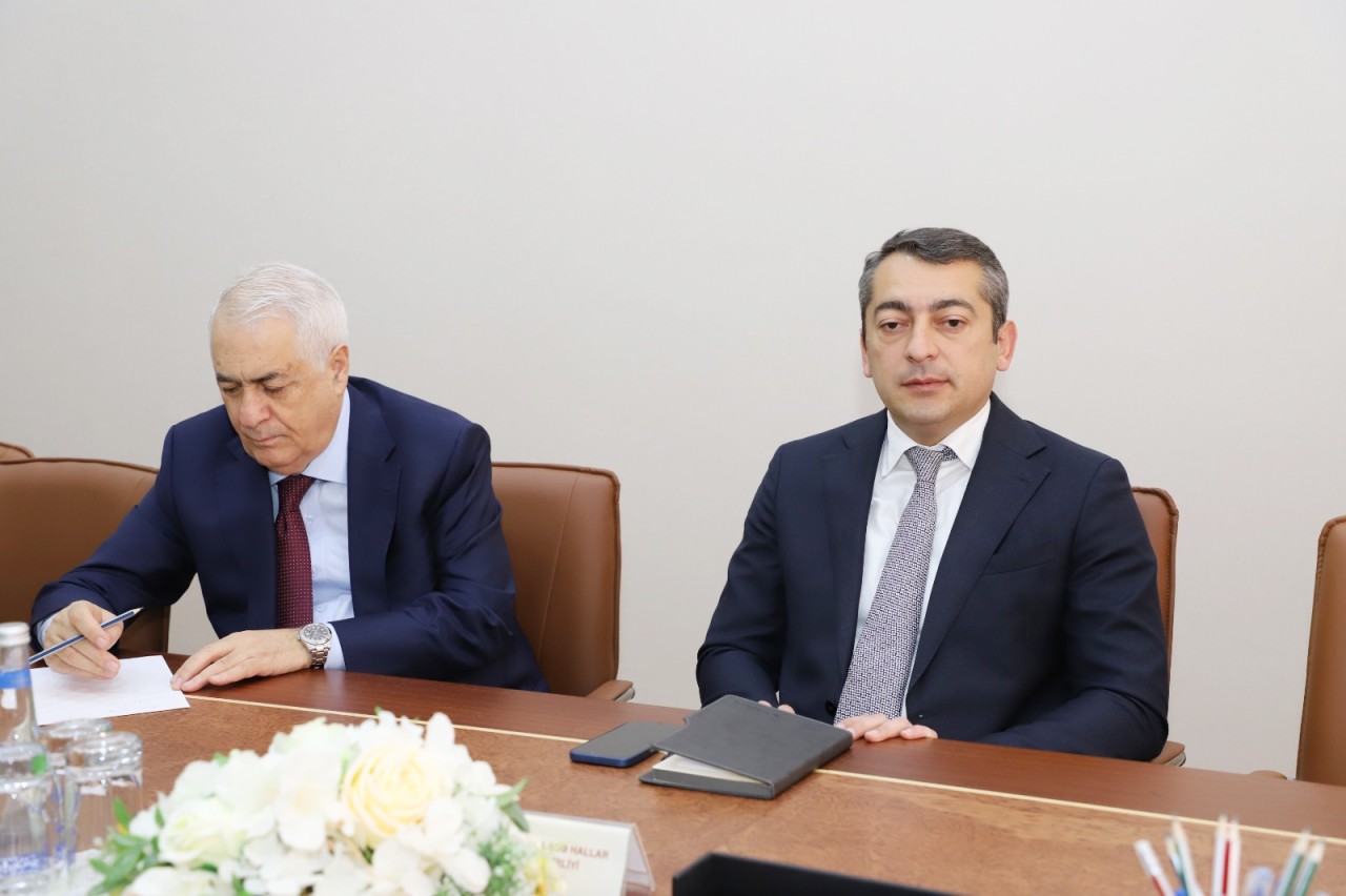 Aprel çağırışının gedişatı müzakirə olundu - FOTOLAR