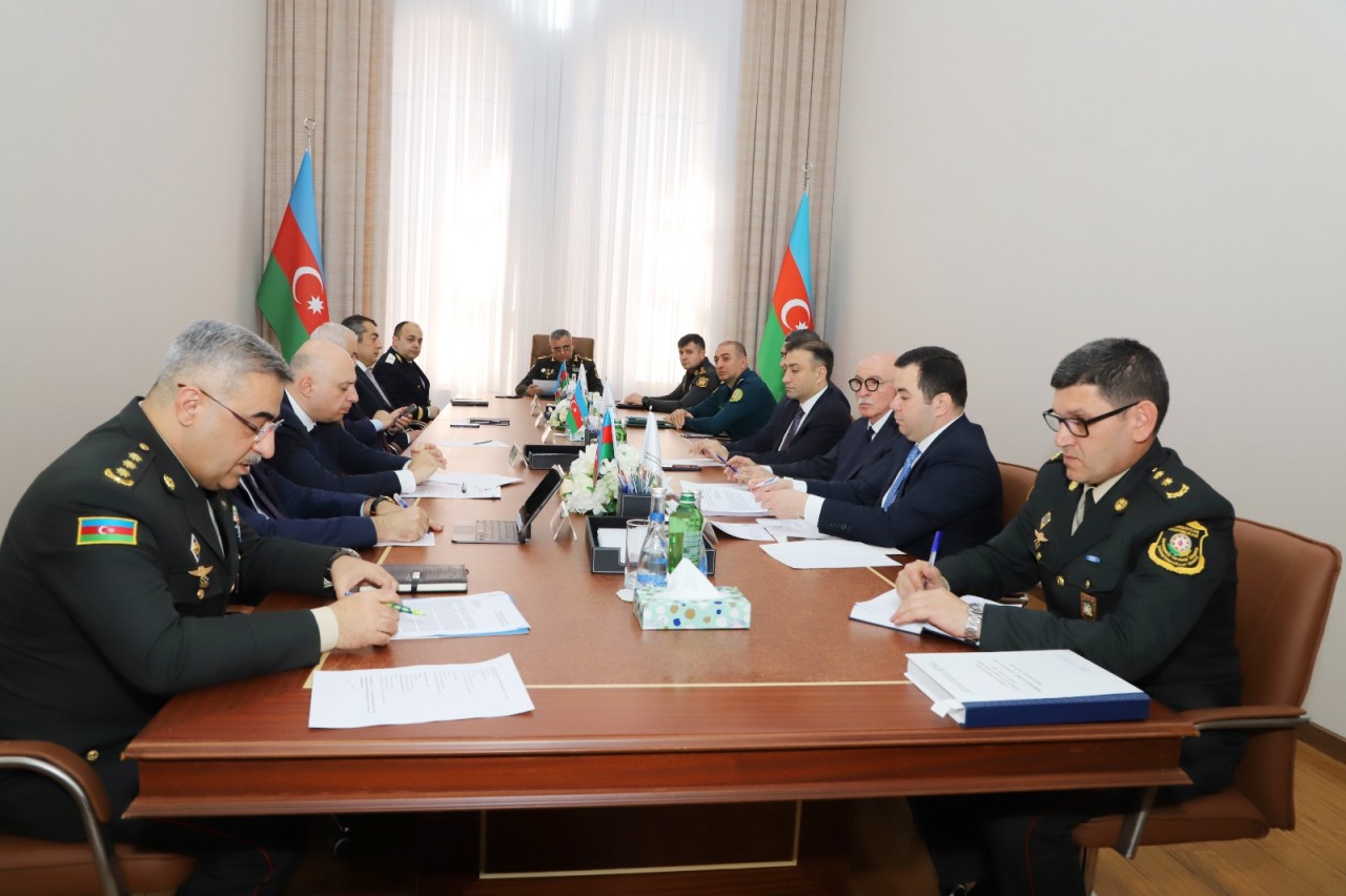 Aprel çağırışının gedişatı müzakirə olundu - FOTOLAR