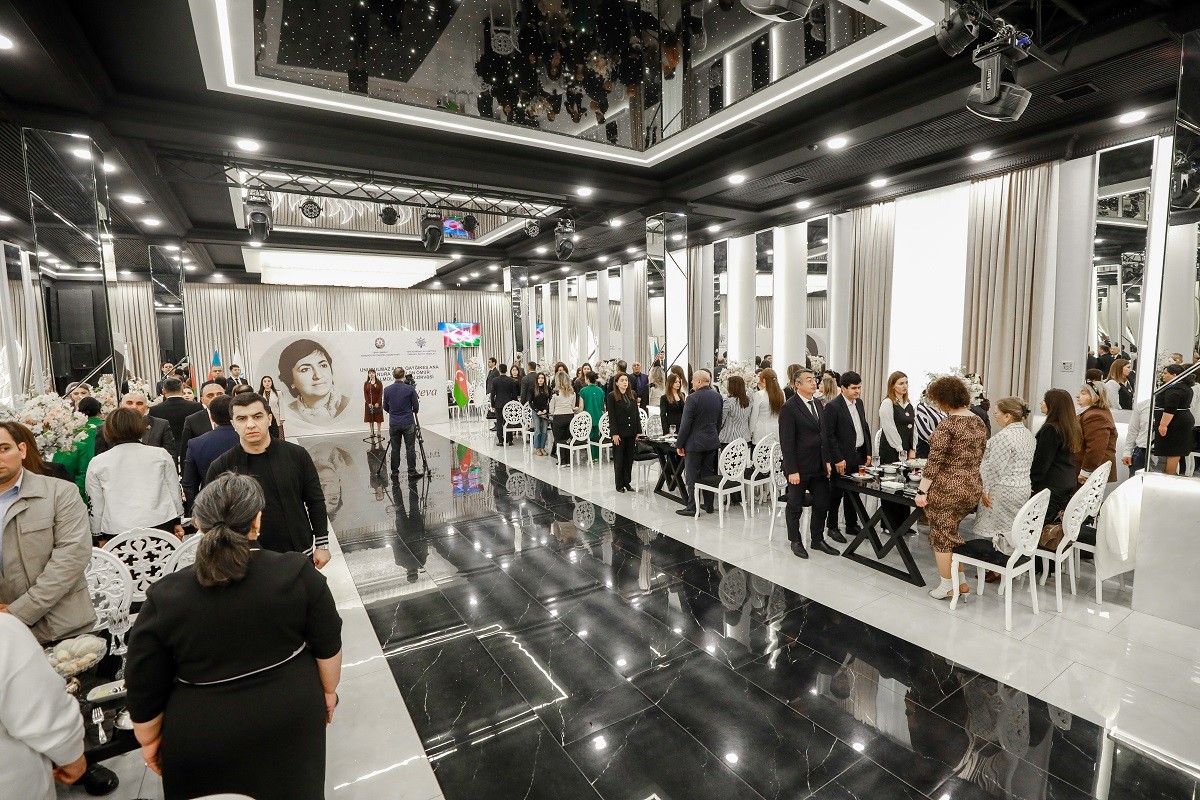 YAP Sabunçu rayon təşkilatı Zərifə Əliyevanın 103 illiyi ilə bağlı tədbir keçirdi - FOTOLAR