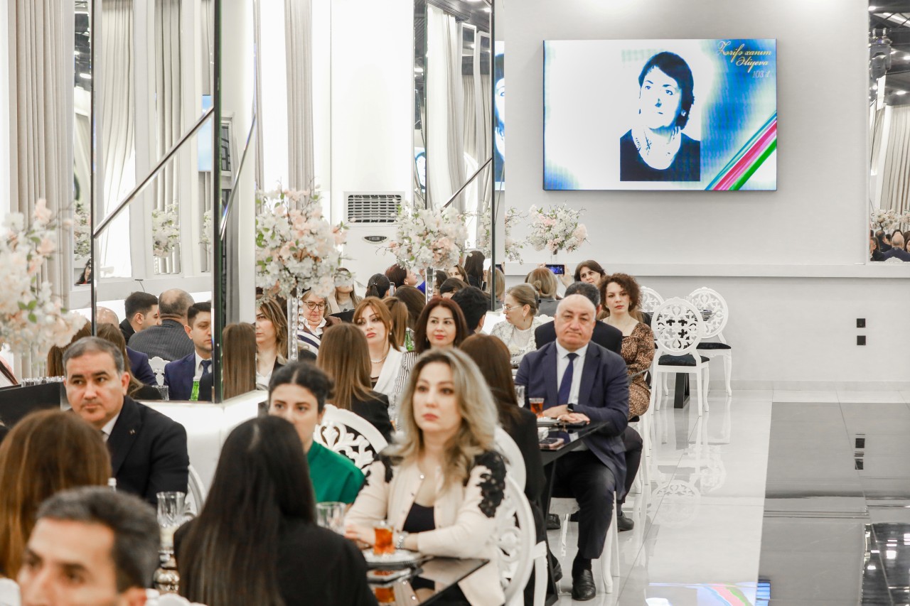 YAP Sabunçu rayon təşkilatı Zərifə Əliyevanın 103 illiyi ilə bağlı tədbir keçirdi - FOTOLAR