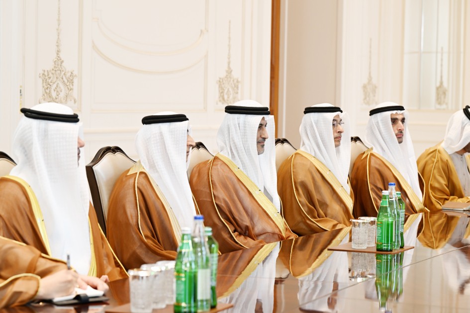 İlham Əliyev BƏƏ nümayəndə heyətini qəbul etdi - FOTOLAR