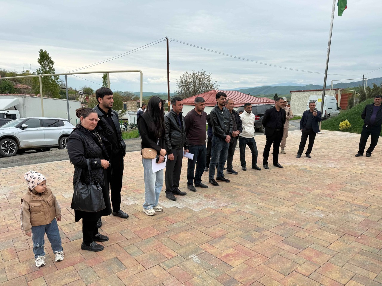 Növbəti köç karvanı Xanoba kəndinə çatdı - FOTOLAR (YENİLƏNİB)