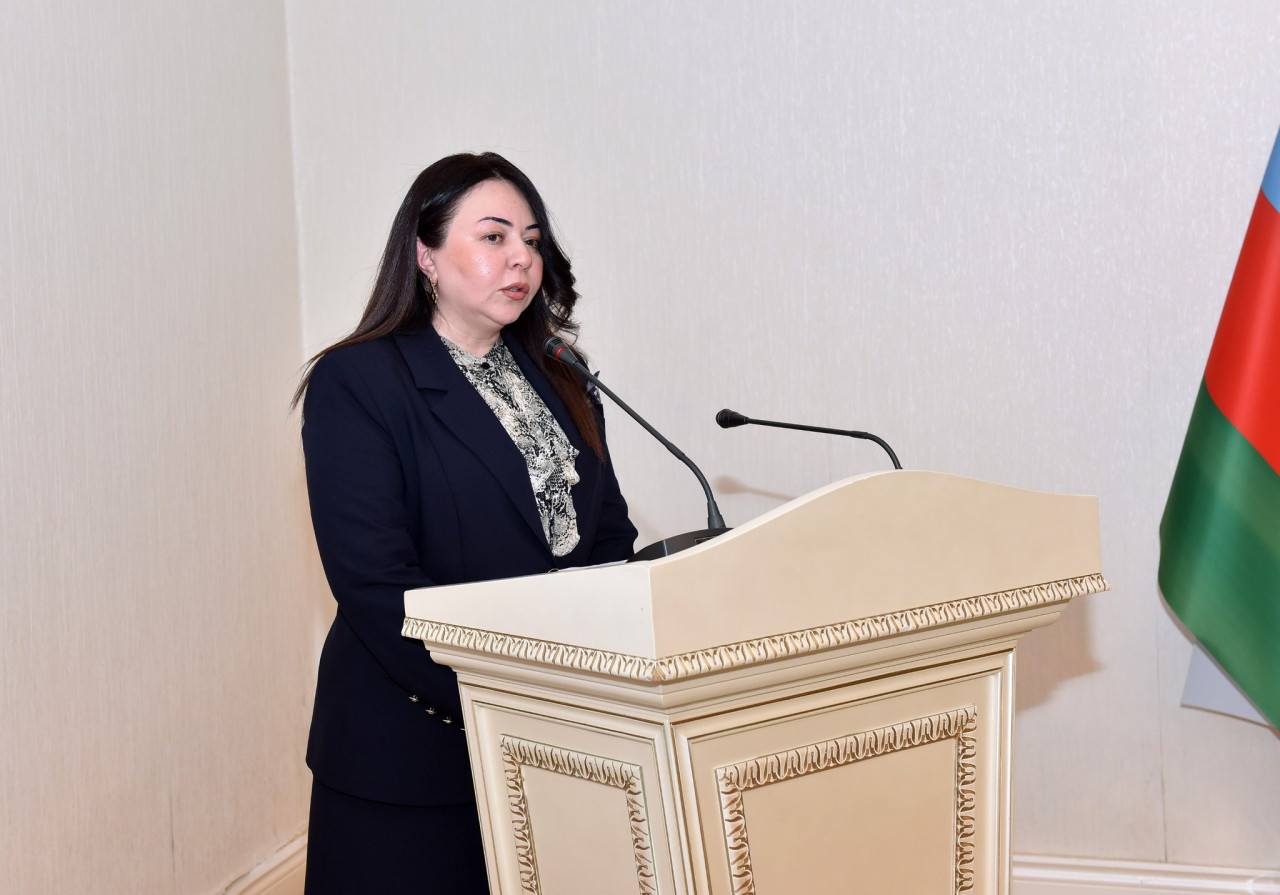 Sumqayıt Tibb Mərkəzi “Nur saçan ömür yolu” adlı elmi-praktik konfrans keçirdi - FOTOLAR